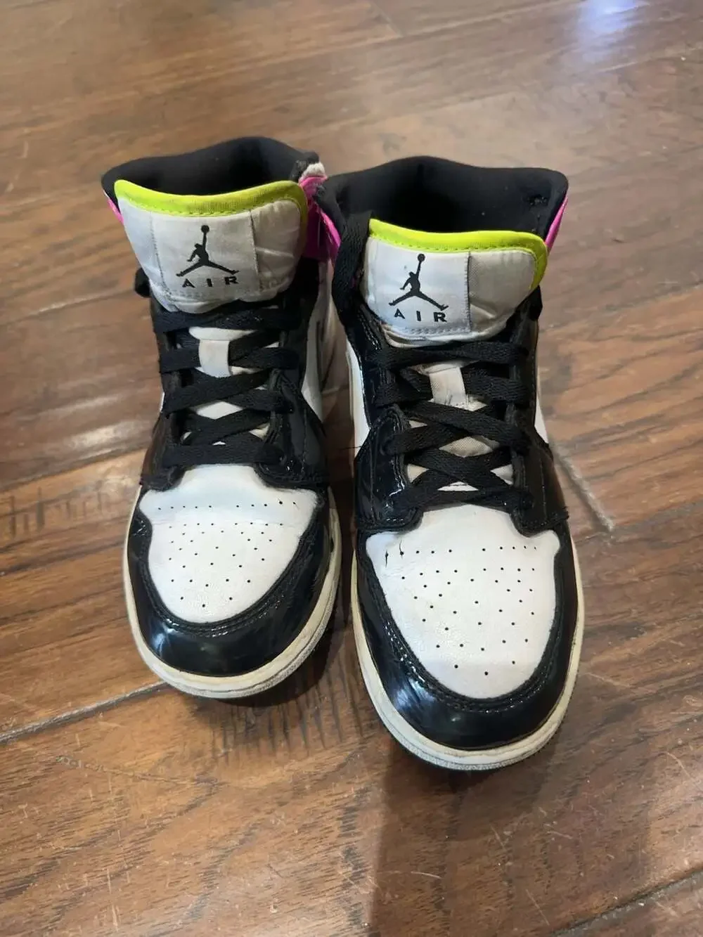 Air Jordan 1 Mid GS 'Multi-Color' Size 5.5Y CZ9833-100